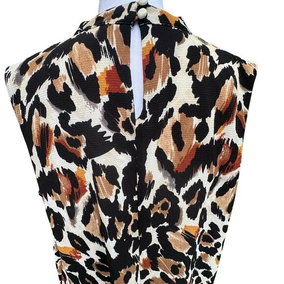 LUX II Leopard Large Loose Stretch Long Sleeve Key Hole Neck Knee Length Dress - Picture 2 of 7